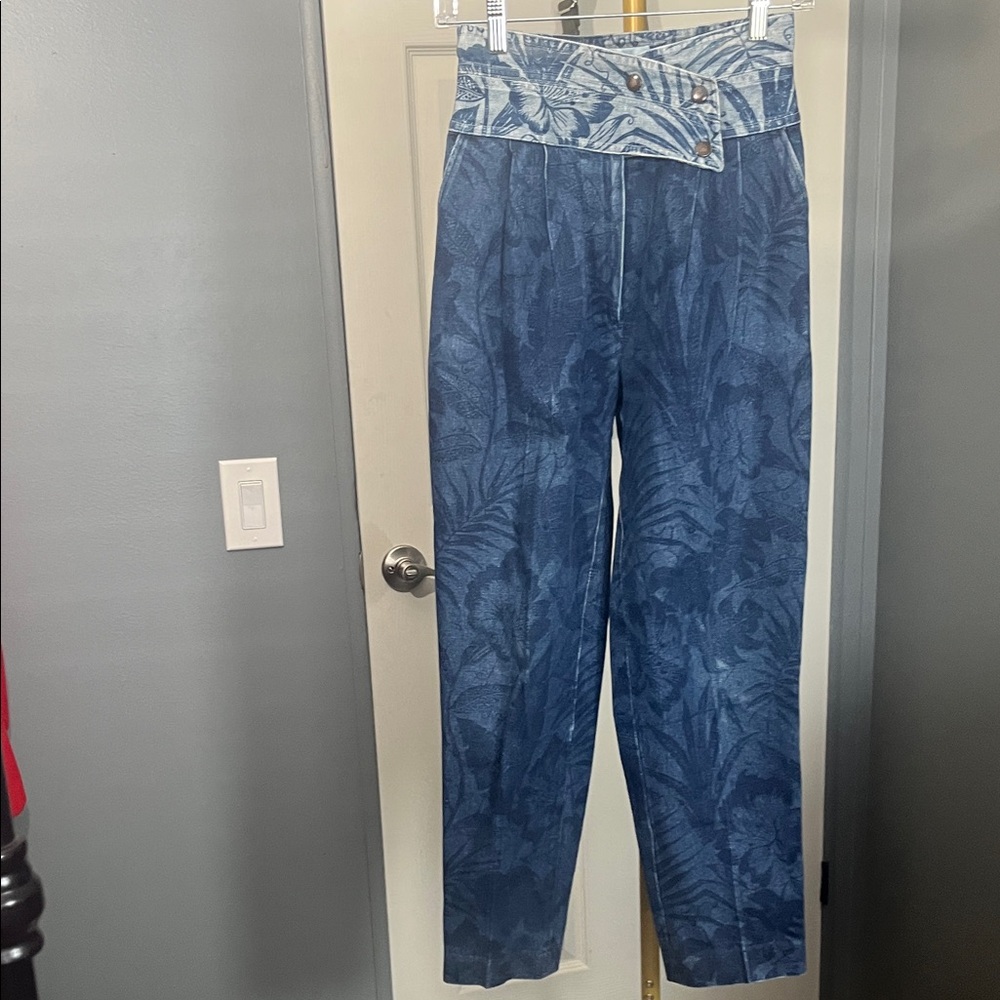 Elegant Blue Patterned Boot Cut Jeans - Picture 2 of 8